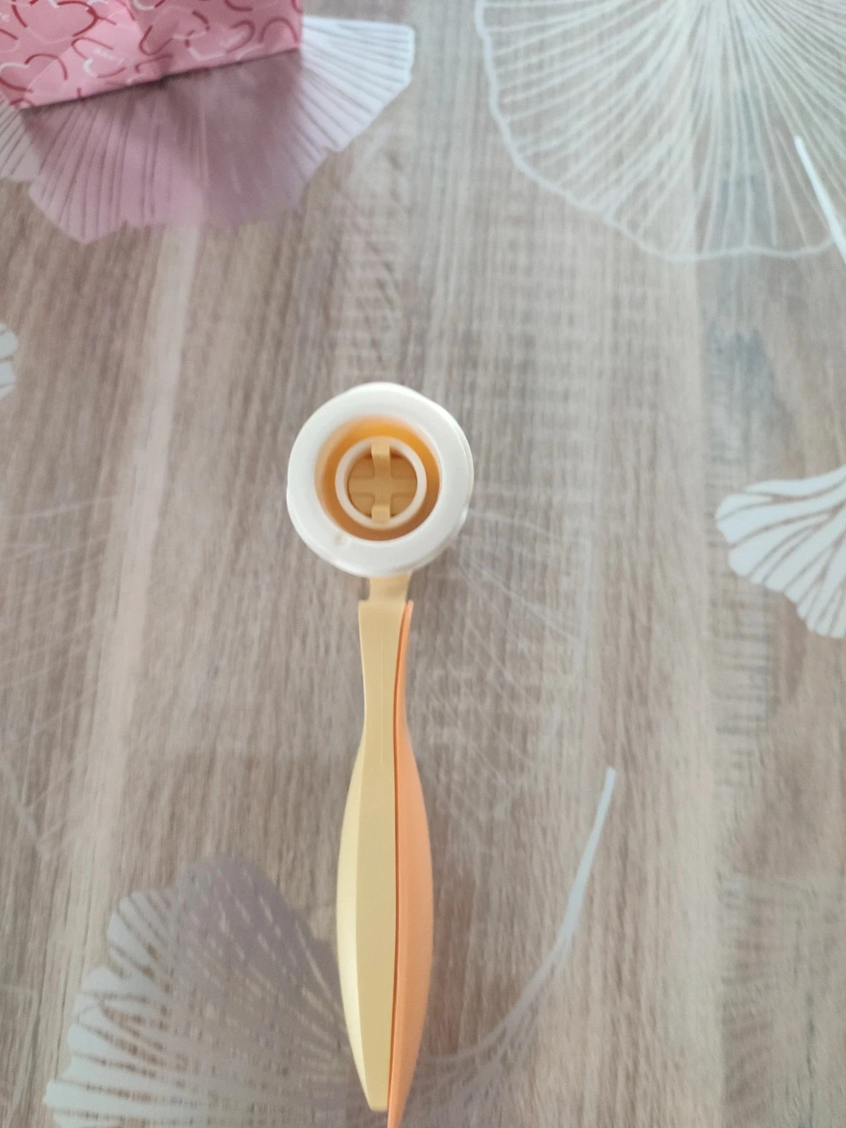 Rouleau a franzir tupperware – photo 5